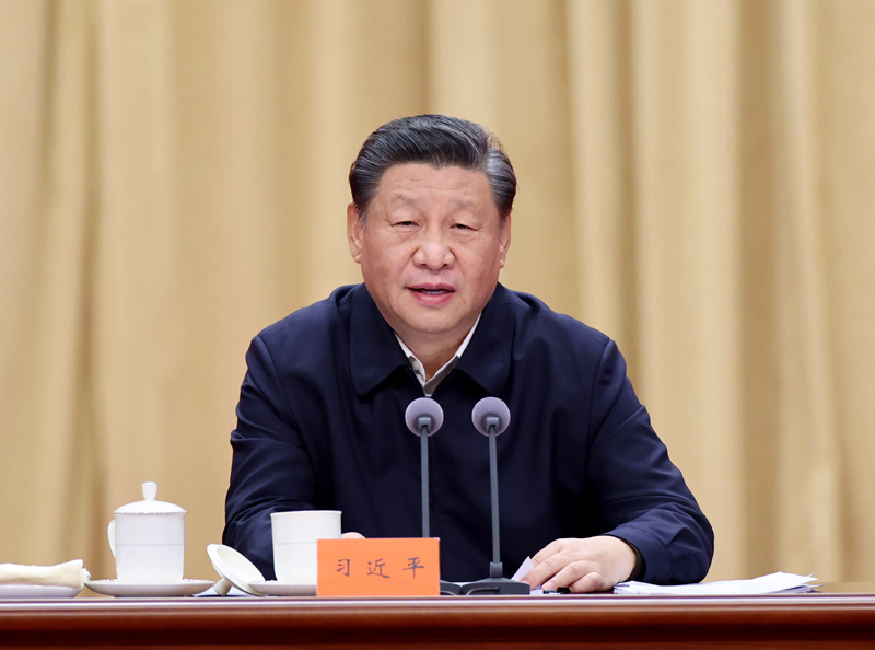 　　1月11日，省部級主要領(lǐng)導(dǎo)干部學(xué)習(xí)貫徹黨的十九屆六中全會精神專題研討班在中央黨校（國家行政學(xué)院）開班。中共中央總書記、國家主席、中央軍委主席習(xí)近平在開班式上發(fā)表重要講話。新華社記者 王曄 攝